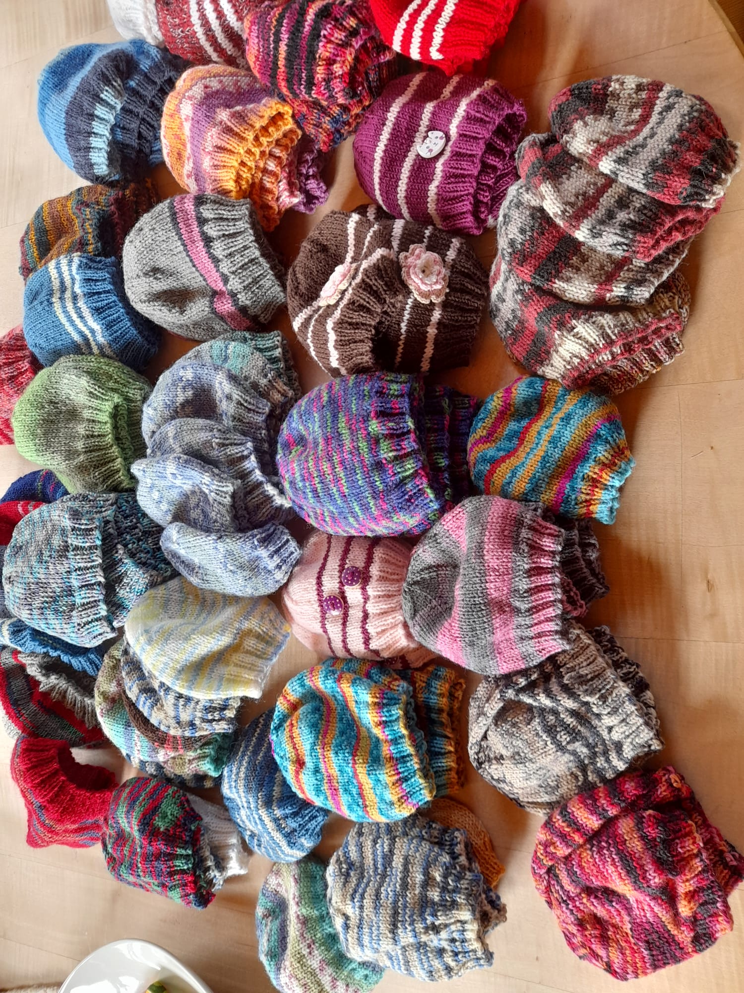 Tina 100 Mützen Aug25.jpg