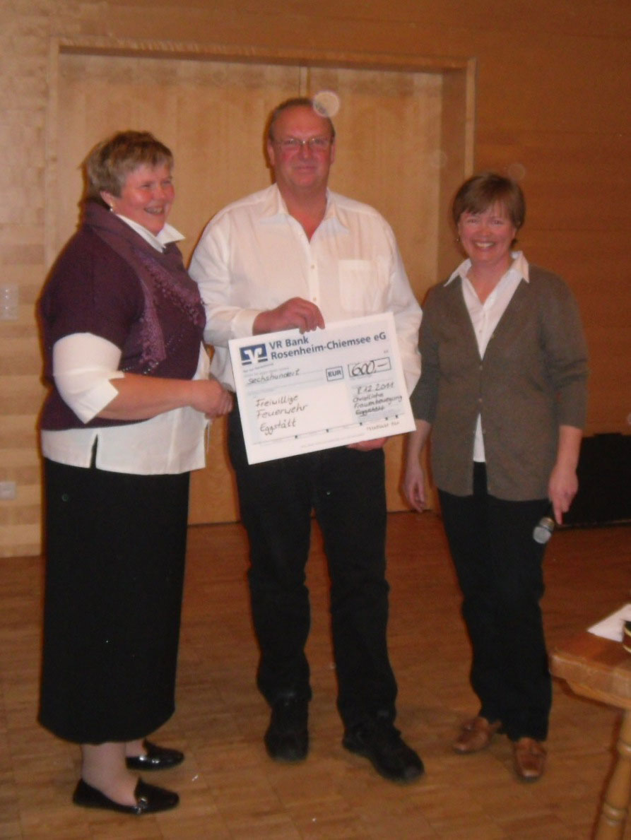 Spendenbergabe Advent 2011